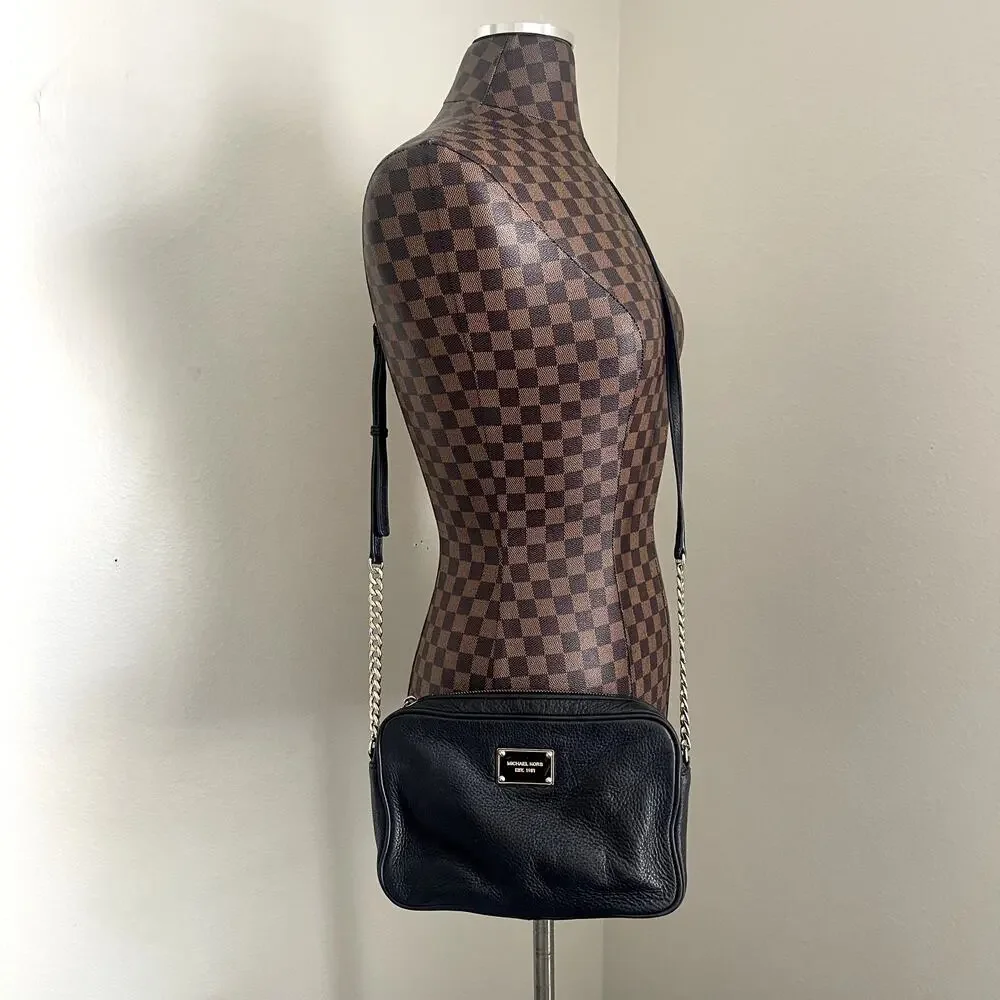 Michael Kors Black Leather Crossbody Bag Gold Chain Handbag Purse Classic Preppy